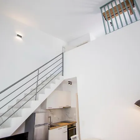 Olympiada Residential Complex & Lejlighed Ofrínion