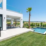 Olympiada Residential Complex & Ofrínion