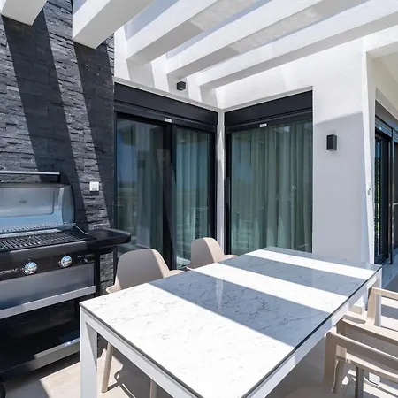 Olympiada Residential Complex & Ofrínion