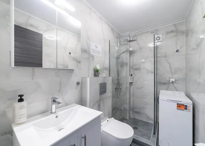 Olympiada Residential Complex & Ofrínion