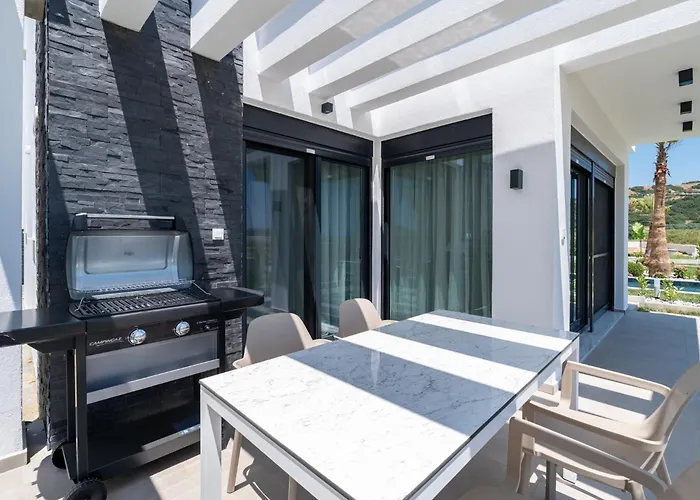 Olympiada Residential Complex & Ofrínion