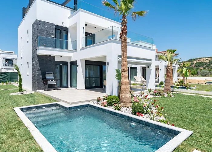 Olympiada Residential Complex & 公寓 Ofrínion